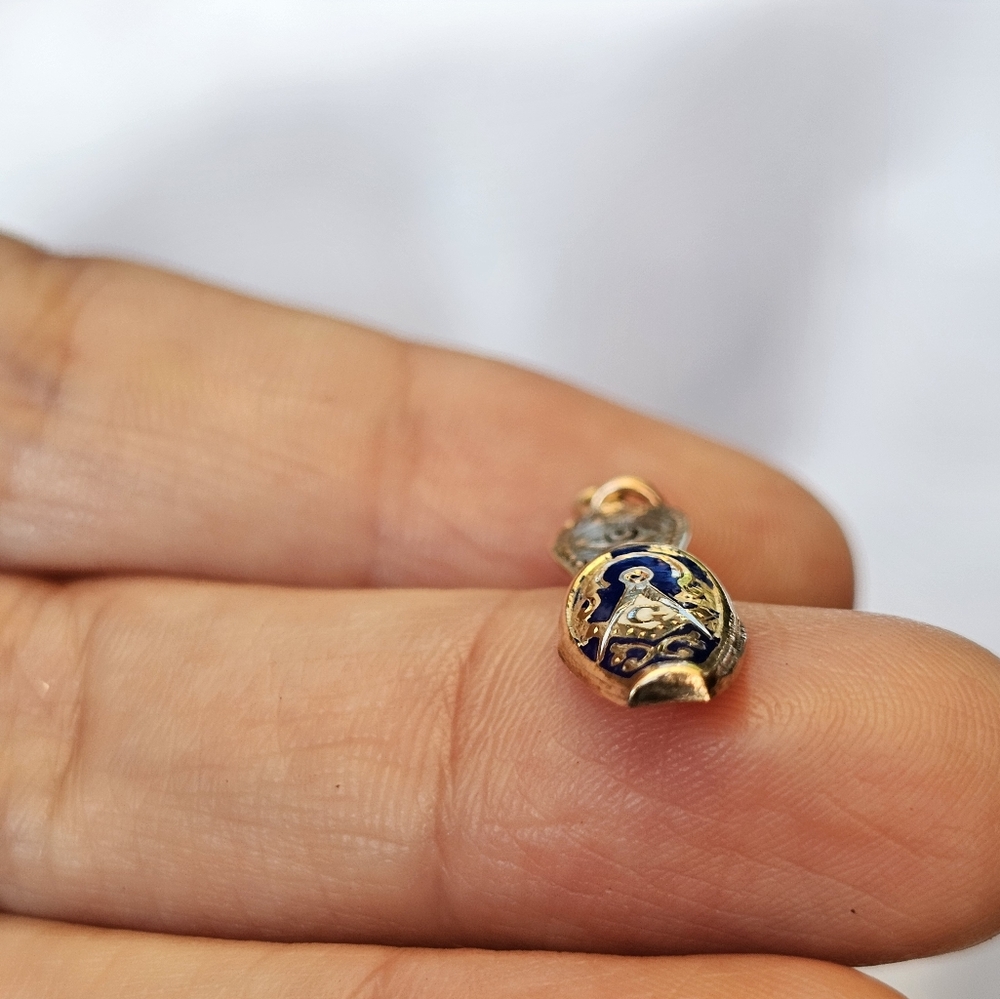 10k Solid Gold Sandal Charm / Pendant - image 3